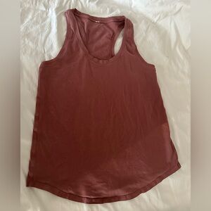 Lululemon: Women's Sleeveless Top (pit to pit approx 16in)